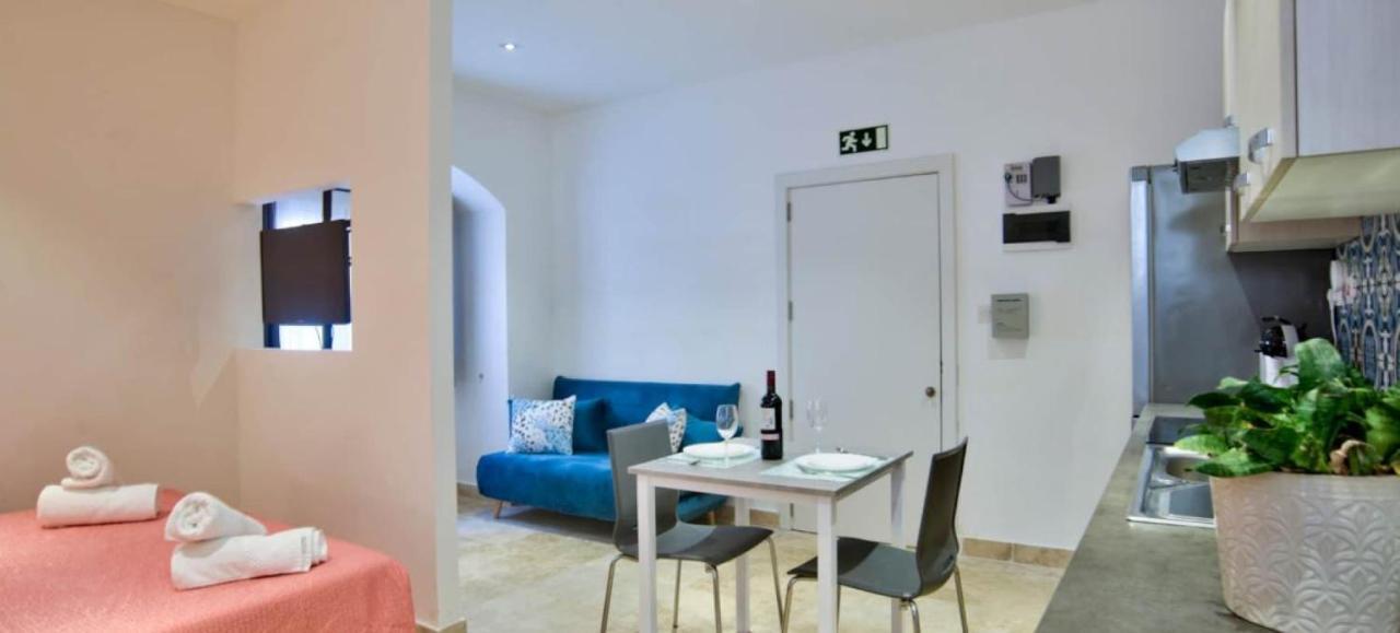 Ursula Apartments Self Catering Studios And 1-Br In Central Valletta By Tritoni Hotels Luaran gambar